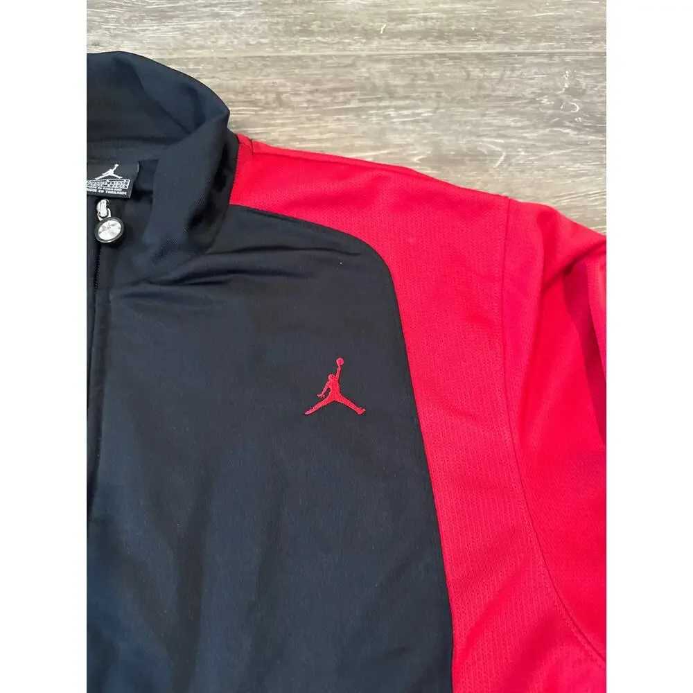 Nike Air Jordan‎ Men’s Full Zipper Jacket Size L Red /Black 100% Polyester